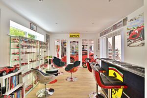 Photo 32- click for photo gallery